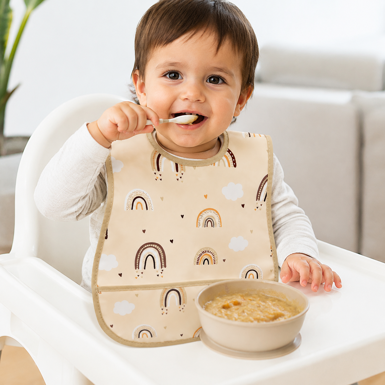 Wipe Clean Baby Bib – Waterproof & Lightweight for Messy Meals